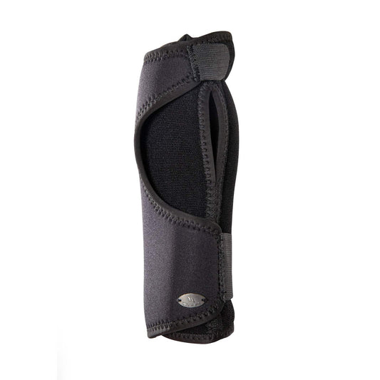 Back on Track Carpus 2 rannetuki lastalla ja pehmusteella