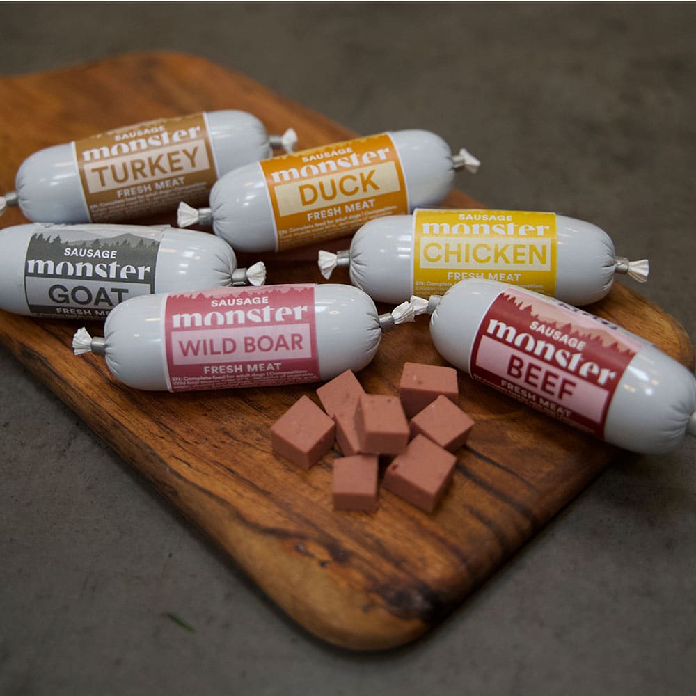 Monster treenimakkara Chicken, kana