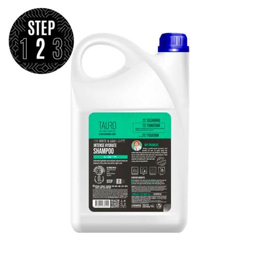 Tauro Intense Hydrate Shampoo valkoisille ja vaaleille turkeille